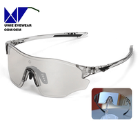 Lunettes de soleil sport photochromiques Kapvoe pour hommes et femmes, protection UV 100%, verres TR90 et monture TAC, VTT/Montagne/Vélo de route