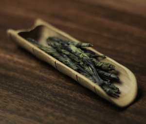 Pillole di Tè Kuding Naturale Marine Genesis Bio-Tech per la Digestione Femminile, Perdita di Peso, Supporto alla Pressione Sanguigna e al Sistema Immunitario - Product Image 2