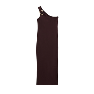 Robe midi moulante en maille tricotée avec accessoires métalliques sexy, nouvelle collection été 2025 pour femme 2756025 - Product Image 1
