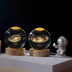 Tùy Chỉnh Glass Bóng Năng Lượng Mặt Trời Hệ Thống 3D Khắc Thủy Tinh Hình Cầu
