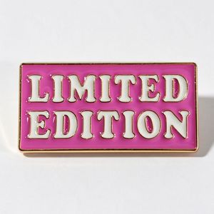 Pins Esmaltados Retro <span class=keywords><strong>de</strong></span> <span class=keywords><strong>los</strong></span> <span class=keywords><strong>90</strong></span> con Temática <span class=keywords><strong>de</strong></span> <span class=keywords><strong>Bandas</strong></span> <span class=keywords><strong>de</strong></span> Música Rock y Punk, Edición Limitada, Broches, Insignias <span class=keywords><strong>de</strong></span> Solapa, Joyería, Regalo - Product Image 1