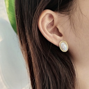 <span class=keywords><strong>Orecchini</strong></span> VIANRLA con Perla Dorata in Argento Sterling 925, Gioielli con <span class=keywords><strong>Perle</strong></span> Ovali a Perno - Product Image 3