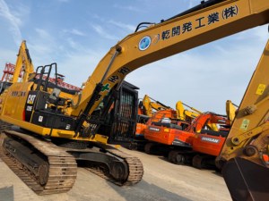 Excavadora de cadenas CAT 320E usada, completamente revisada, excavadora pesada de fácil manejo para excavación de presas y grandes movimientos de tierras - Product Image 1