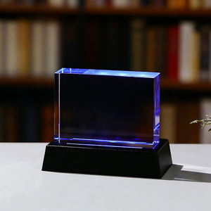 Vente en gros de cubes <span class=keywords><strong>photo</strong></span> en cristal K9 2D au laser, 7*3*10cm, bloc rectangulaire en <span class=keywords><strong>verre</strong></span> vierge, gravure <span class=keywords><strong>3D</strong></span>, cadeaux <span class=keywords><strong>avec</strong></span> base LED noire - Product Image 2