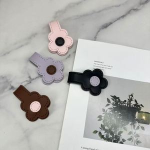Flower Markers Reading Magnetic Pu Leather <b>Bookmarks</b> Promotional <b>Gift</b> for Book Lovers - Product Image 1