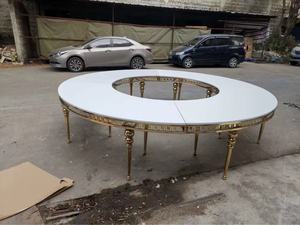 Lussuoso tavolo in vetro <span class=keywords><strong>a</strong></span> forma di S con gambe in oro è perfetto per eventi di nozze eleganti ed eleganti - Product Image 5