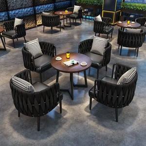 Juego de Mesas, Sillas y Sofás Industriales y Comerciales para Cafetería, Bistro, Salón de Té - Product Image 6