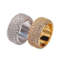 18K Vergoldeter Legierungs-Herzring mit Breitem Band, Voll Besetzt mit Oval Geschliffenen Kubischen Zirkonia, Zertifiziert von Drittanbietern, Hip-Hop-Ring