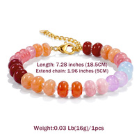 Damesarmband van jade natuursteen met bohemian fruitmotief voor een jubileum