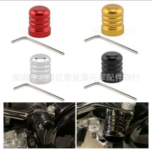 น็อตเปลี่ยนเกียร์โมชาร์ค 2x2x2 สีแดง สำหรับฝาครอบเพลาฮาร์เลย์ - Product Image 3