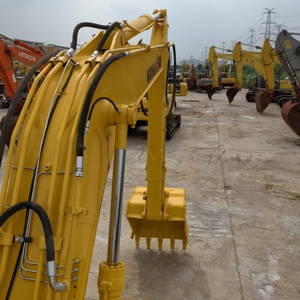 Excavadora Hidráulica Usada PC130 de 13 Toneladas, Miniexcavadora para Construcción y Agricultura en Venta - Product Image 4