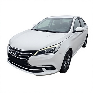 Sedán Chino Usado Changan Yidong <span class=keywords><strong>DT</strong></span> 2018 2019 <span class=keywords><strong>2020</strong></span>, 5 Plazas, Automático, Volante a la Izquierda, Cuero Oscuro - Product Image 1