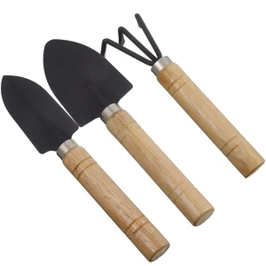 Juego de 3 Herramientas de Jardinería: Pala, Rastrillo y Azadón, Marca Tranrich, para Plantar y Cuidar el Jardín - Product Image 5