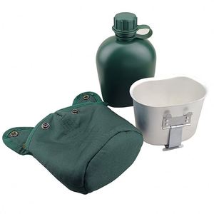 Échantillon gratuit – Gourde tactique de haute qualité, style US, pour camping, randonnée, survie, et activités de plein air - Product Image 4