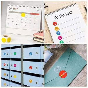 Etiquetas Redondas de 1 Pulgada con Números del 1 al 31, Coloridas, Codificadas, Autoadhesivas en Rollo para Etiquetas Adhesivas - Product Image 4