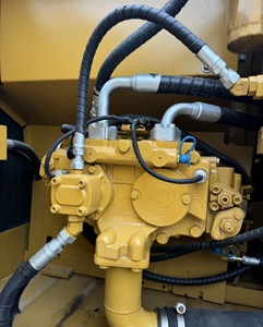 Excavadora de cadenas CAT 324D USADA disponible, suministro directo desde almacén, entrega rápida, tiempo de operación ligero, accesorios completos, negociable. - Product Image 5