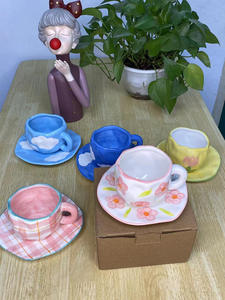 Nuage peinture tasse en céramique à <span class=keywords><strong>la</strong></span> main poterie tasse à thé avec soucoupe ensemble irrégulier bureau cruches d'eau mignon cadeau tasses - Product Image 2