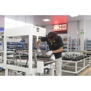 Máquina Envolvedora de Túnel Retráctil para Empaquetado de Botellas de Agua, Máquina de Envasado de Película Retráctil de PE Accionada Eléctricamente <span class=keywords><strong>Kuko</strong></span> - Product Image 4