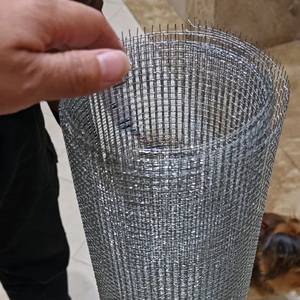 Grille soudée électrogalvanisée à mailles carrées pour séparateur d'aquarium, cage à poissons, services de pliage et de découpe - Product Image 1
