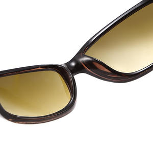 Gafas de Sol para Mujer Más Vendidas Transfronterizas, Protección UV400, Montura de PC, Tipo de Montura Completa, 3 Lentes de Sol YC111 - Product Image 3