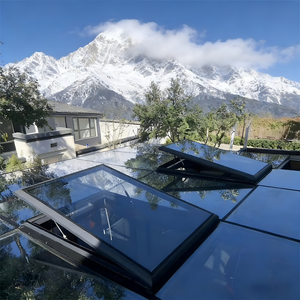 Puits <span class=keywords><strong>de</strong></span> lumière coulissant automatique en alliage d'aluminium personnalisé <span class=keywords><strong>de</strong></span> <span class=keywords><strong>petite</strong></span> taille avec isolation thermique et caractéristiques imperméables pour le <span class=keywords><strong>toit</strong></span> <span class=keywords><strong>de</strong></span> la cuisine, la pergola - Product Image 1