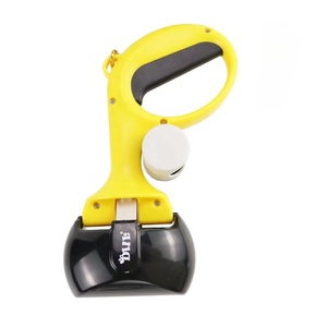 Barato al por mayor <span class=keywords><strong>Pooper</strong></span> <span class=keywords><strong>Scooper</strong></span> perros mascota al aire libre herramienta recogedor de caca de perro Scoop Catcher con bolsa de caca - Product Image 1