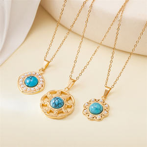 สร้อยคอจี้ไข่มุกรูปดอกไม้เทอร์ควอยซ์ชุบทอง18K แฟชั่นเหล็กไทเทเนียมสีไม่ซีด - Product Image 1