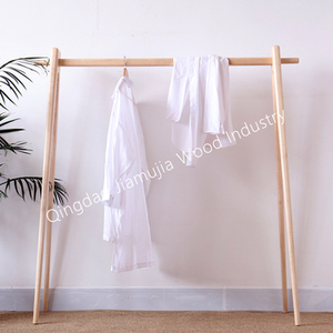 Toptan ahşap giysi rafı yatak odası depolama raf ahşap giysi rafı taşınabilir giysi rafları - Product Image 1