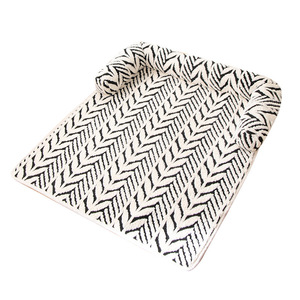 Pet Mat Rectangle 10cm Thick Polyester Fiber <b>Leaves</b> Pattern Non-Slip For Dogs Four Seasons Use - Product Image 5