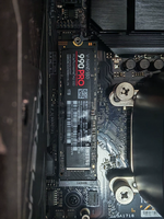 MZ-V9P1T0BW 990 PRO 1TB NVMe M.2 2280 SSD PCIe Gen4 X4 Internal Solid State Drive untuk Gaming Desktop Workstation PC
