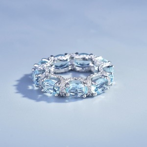 สร้อยข้อมือพลอยสีฟ้าใสประดับเพชรเม็ดเล็กๆสีฟ้าใสเรียงซ้อนกันได้ใหม่ - Product Image 3