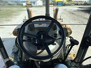 รถตักล้อยาง 4 ตัน ราคาดีที่สุด สภาพดี ปี 2011 รุ่น Case 580SN เครื่องจักรงานดิน รถตักตีนตะขาบขนาดกะทัดรัด - Product Image 5