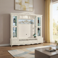 Meuble TV extensible moderne et minimaliste en bois blanc avec éclairage LED à couleur réglable, étagères, support au sol pour salon