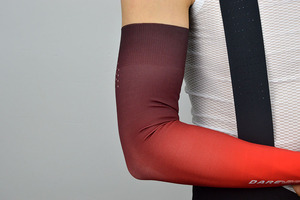Darevie Custom Sun protection Sleeve Sport Professional Non Stitching Cycling Wear <strong>Arm</strong> <strong>Warmer</strong> One Piece Cycling <strong>Arm</strong> Sleeves - Product Image 3
