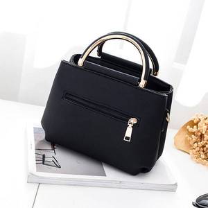 Sacs fourre-tout et sacs à main de luxe pour femmes, des marques de créateurs, parmi les produits les plus populaires - Product Image 4