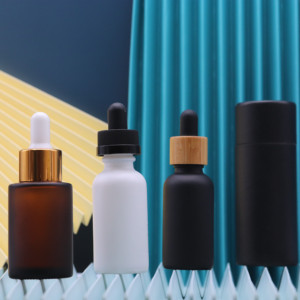 Flacone contagocce in vetro vuoto all'ingrosso flacone di siero <span class=keywords><strong>gelo</strong></span> rotondo flacone di olio essenziale da 30ml con tappo in bambù - Product Image 2