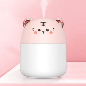 Mini humidificateur d'air de bureau pour la maison et la chambre, diffuseur d'arômes à brume froide avec lumière d'ambiance colorée, purificateur pour usage domestique - Product Image 2