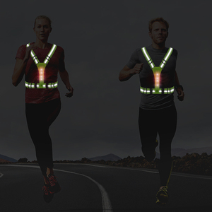 เสื้อกั๊กสะท้อนแสง LED สำหรับมอเตอร์ไซค์แบบกำหนดเอง เสื้อกั๊กวิ่งพร้อมไฟสัญญาณ เสื้อกั๊กวิ่งกลางคืนสำหรับเด็กพร้อมไฟ LED - Product Image 6