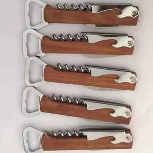 4 en 1 multifunción mango de madera logotipo personalizado abrebotellas sacacorchos - Product Image 5