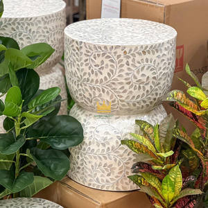 Mesa Auxiliar y Taburete Modernos de Lujo con Incrustaciones de Madreperla, Ajustables, para Sala de Estar y Dormitorio, Hechos en Vietnam - Product Image 3