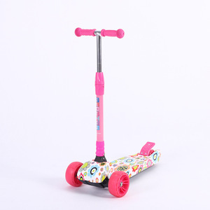 Patinete para niños de 4 ruedas, altura ajustable, plegable, para niños de 3 a 6 años y adolescentes de 7 a 14 años - Product Image 2