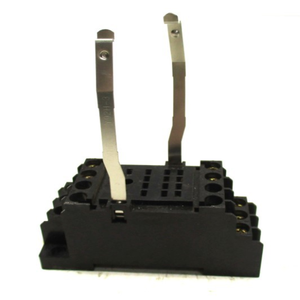 Pyf14a E 250vac 5a Unmp Nuovo Originale Pronto per la Spedizione Controllore PLC Dedicato per Automazione Industriale - Product Image 1