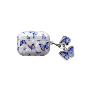 Étui antichoc avec motif nacre irisé et imprimé <span class=keywords><strong>papillon</strong></span> bleu dégradé, compatible avec <span class=keywords><strong>AirPods</strong></span> 2, 3, 4 - Product Image 2