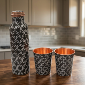 Bouteille d'eau en cuivre à double paroi écologique de designer avec ensemble en verre, portable et personnalisable pour la maison et le bureau - Artisanat indien - Product Image 3