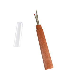 Outil de couture multifonction pour le bricolage Manche en plastique Couleur <span class=keywords><strong>bois</strong></span> Coupe-fil pour la couture Accessoire pour travaux d'aiguille - Product Image 3