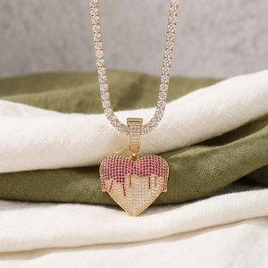 Colgante de Corazón con Incrustaciones de Diamantes Moissanite en Plata 925, Diseño de Lujo Hip Hop para Mujeres y Hombres, Ideal para Fiestas, Eventos, Moda Urbana - Product Image 4