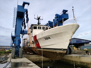 رافعة هيدروليكية للقوارب تعمل بمحرك ديزل، سعة 300-350 طن، بـ 4 أو 8 إطارات، رافعة جسرية - Product Image 2