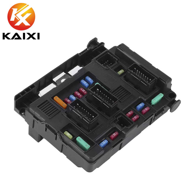 Блок предохранителей для PEUGEOT CITROEN 9650618280 6500.Y3 6500Y3