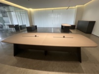 Bureau de direction en noyer de luxe, table de bureau personnalisée pour PDG, ensemble de meubles de direction modernes, bureau de PDG écologique, table de direction
