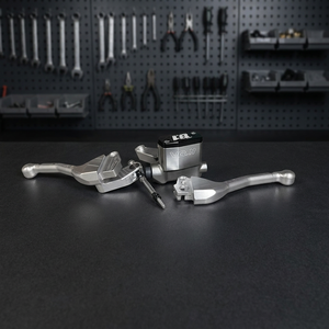 VB-11 ชุดปั๊มเบรคหน้าขวา CNC 11 มม. สำหรับซ่อม ET3 สปริ้นท์ พรีมาเวรา สีเงิน - Product Image 3